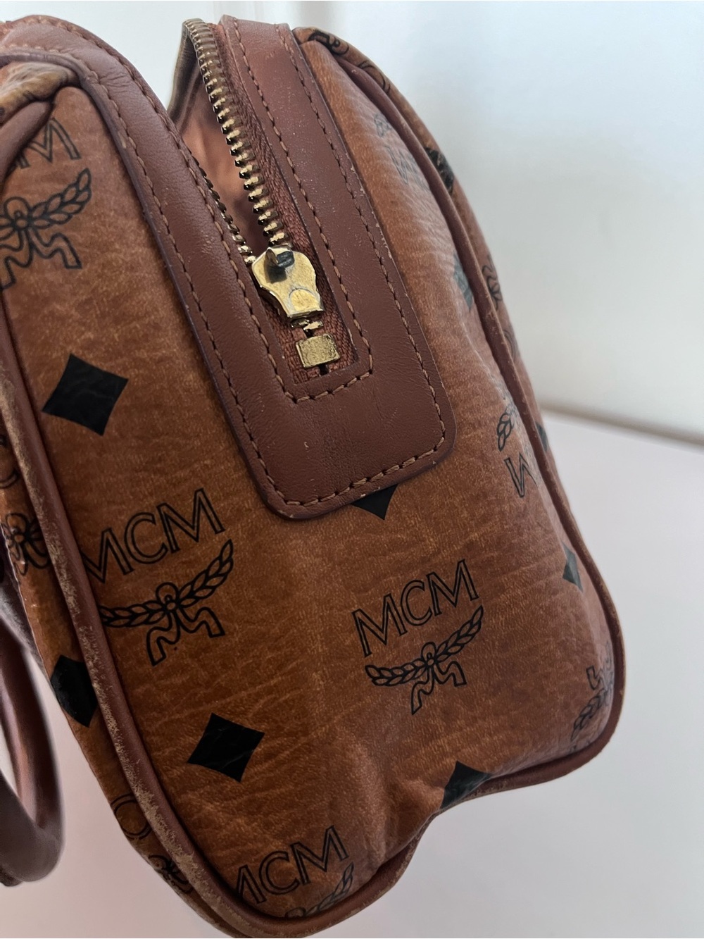MCM SMALL COGNAC VISETOS BOSTON BAG. - Picture 7 of 13